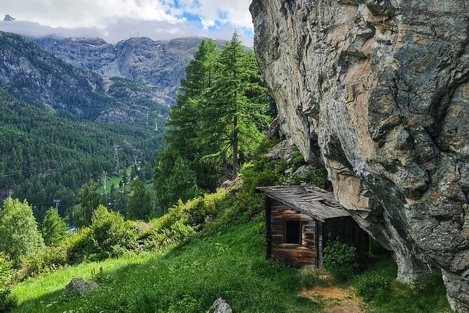 Guided Hiking Half Day in Zermatt - Stellisee and the Matterhorn Reflection