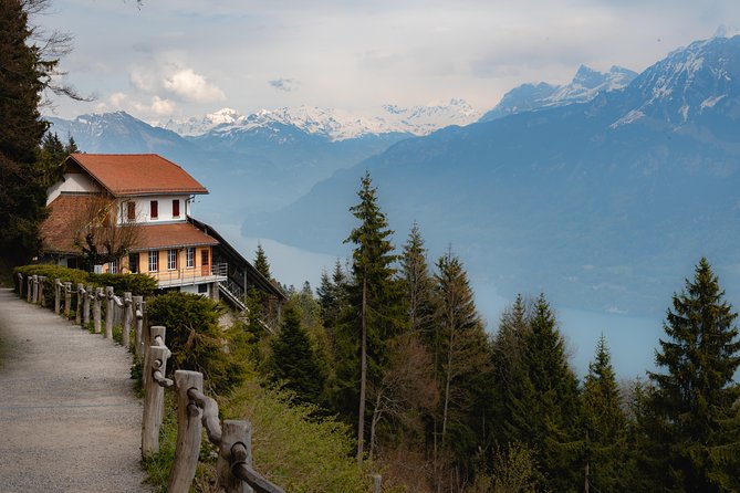 Historic Interlaken: Exclusive Private Tour with a Local Expert - Kunsthaus Interlaken and regional creative work