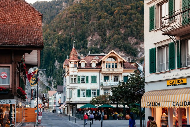 Interlaken 3-hours Private Walking Tour & Mt. Harder Excursion - Returning along the Aare River