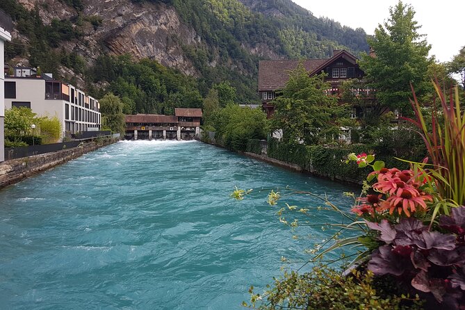 Interlaken 3-hours Private Walking Tour & Mt. Harder Excursion - Höhenmatte Park and the paragliding show