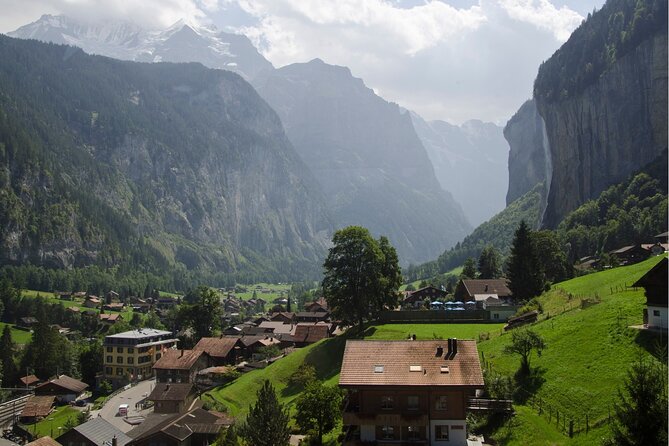 Interlaken Customized Private Sightseeing Tour by Car with Local - Interlaken between Lake Thun and Lake Brienz