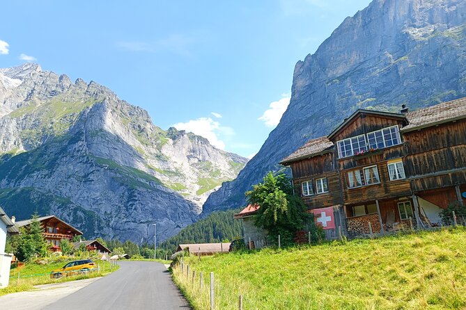 Interlaken Full-Day Highlights Tour with a Local by Private Car - Staubbach and Trümmelbach, two kinds of waterfall power