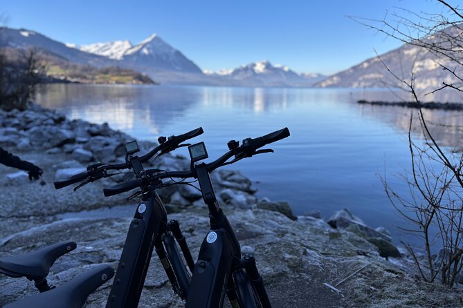 Interlaken Valley Winter E-Bike Tour: Rivers, Lakes & Castles - Along the turquoise Aare River