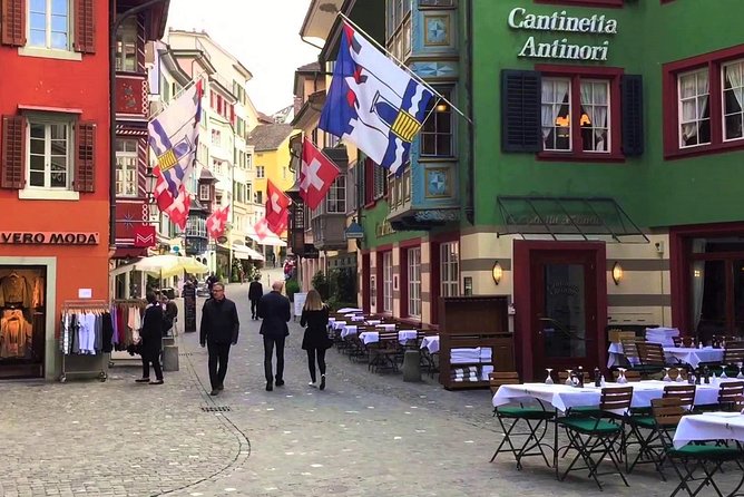 Introductory Walking Tour Of Zurich Including a 90 Min Lake Cruise - Sechselautenplatz is your lunch window