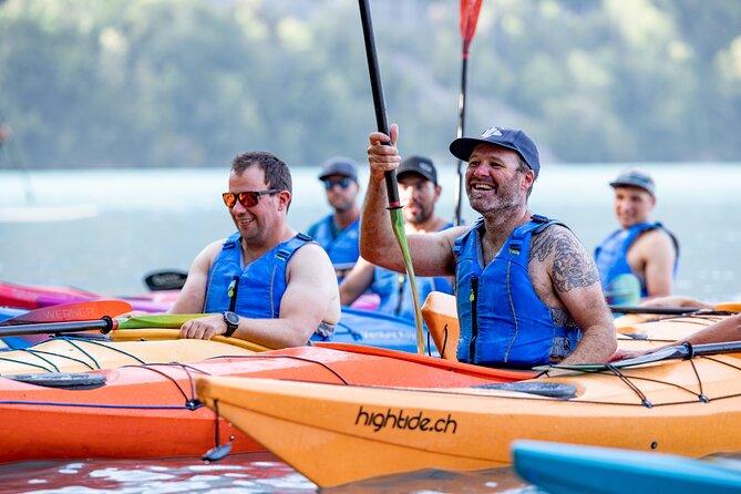 Kayak Tour of the Turquoise Lake Brienz - Beaches, swimming, and kayak games