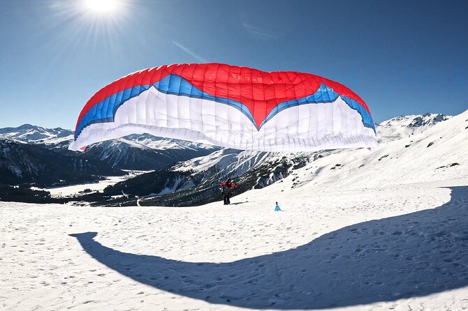 KLOSTERS: Paragliding For 2 - Couples (Video &Photos Incl.) - The landing and return to Klosters Platz