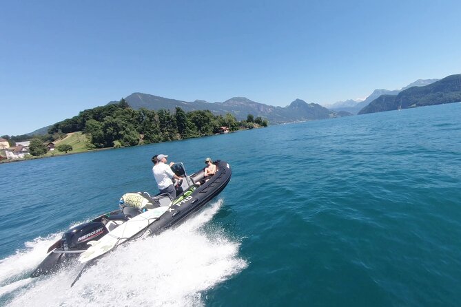 Lake Lucerne boat tour for an afternoon! - Lunch at Lützelau, with the clock in mind