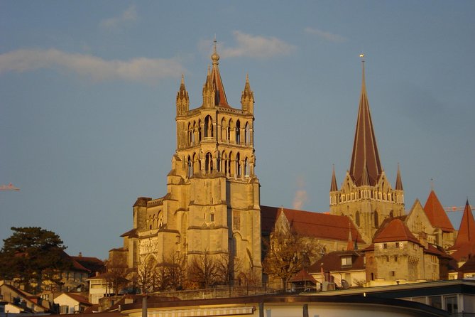 Lausanne - Private Historic Walking Tour - A compact introduction to Lausanne