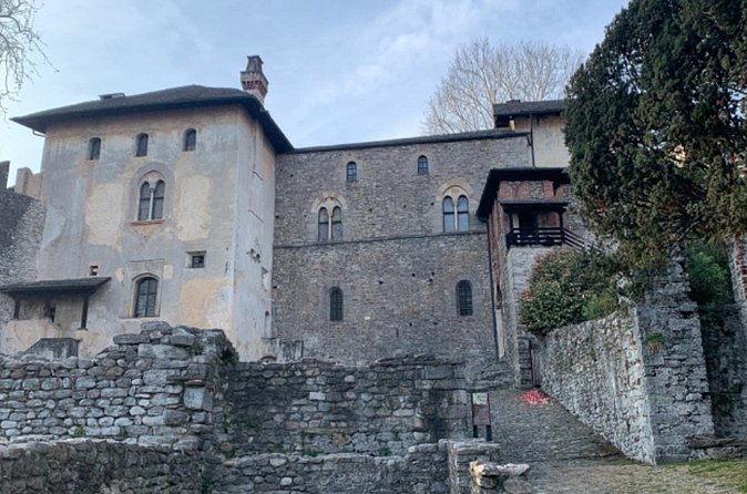 Locarno Scavenger Hunt and Sights Self-Guided Tour - Timing, daylight, and breaks