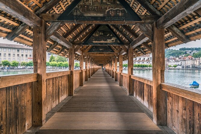 Lucerne Day Tour from Zurich - The scenic coach ride and group size