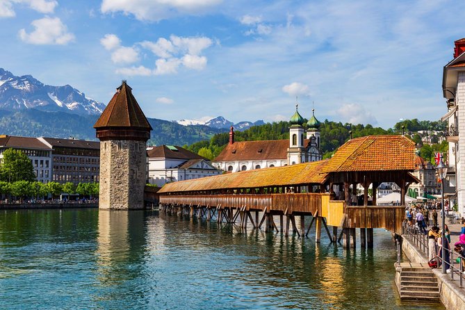 Lucerne Half-Day Small Group Walking Tour incl. Lake Cruise - Chapel Bridge and Spreuer Bridge: Lucerne’s wooden icons