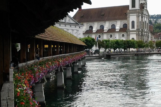 Lucerne Private City Walk and Lake Cruise Day Trip from Zürich - Rathausquai, Hotel des Balances, and Schwanenplatz