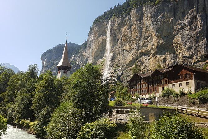 Mountain Majesty: Small Group Tour to Lauterbrunnen and Mürren - The cableway ride to Grütschalp