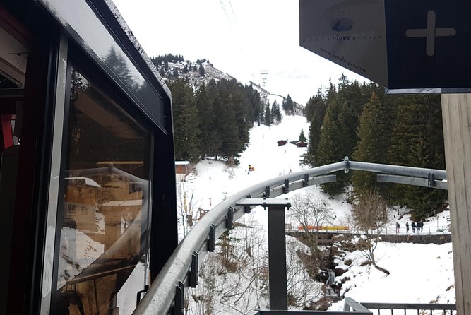 Mt. Schilthorn & Mürren Small Group Day Trip from Interlaken - The train to Lauterbrunnen sets the tone