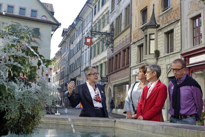 Official Guided City Tour of Lucerne - Group size, hearing the guide, and walking comfort
