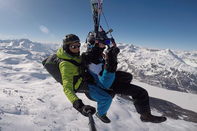 Paragliding Tandem Flights in Engadin - Looking down on the Engadin Valley