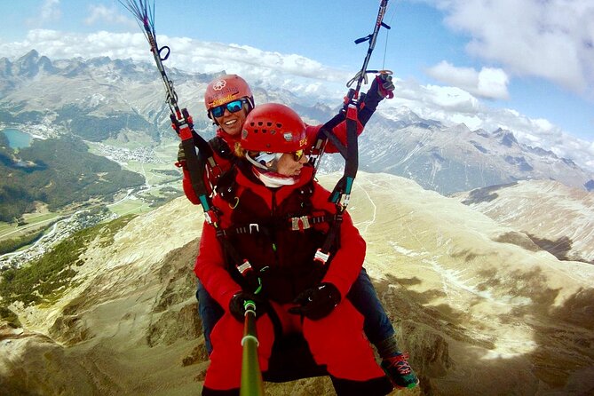 Paragliding Tandem Flights in Engadin - Photos and video from the flight