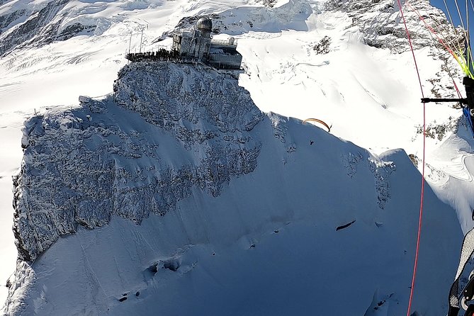 Paragliding Tandem in Switzerland - Photos and video can preserve the best moments
