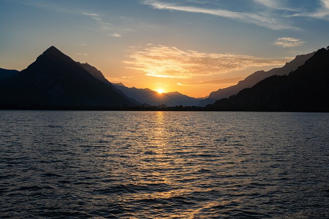 Phototour Private Photoshoot in Interlaken & Lake Brienz and Thun - The Tesla Model X and the value of private transport