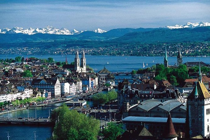 Premium Transfer from Zürich Airport to Zurich city or Zürich city to Airport - Who will appreciate this transfer most