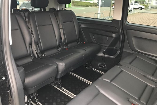 Premium Transfer from Zürich Airport to Zurich city or Zürich city to Airport - From your hotel to Zurich Airport