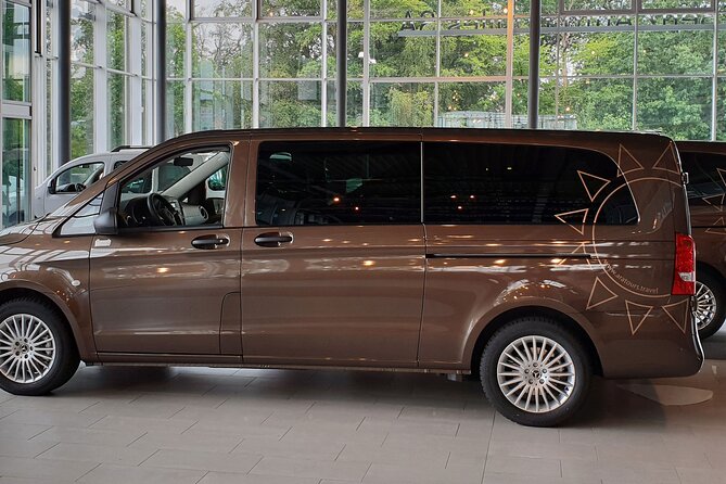 Private Arrival Transfer: from Geneva Airport to Evian-les-Bains, France - Comfort features that matter after a flight