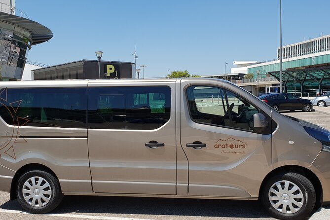 Private Arrival Transfer: from Geneva Airport to Gstaad Saanen - Comfort features that matter after a flight