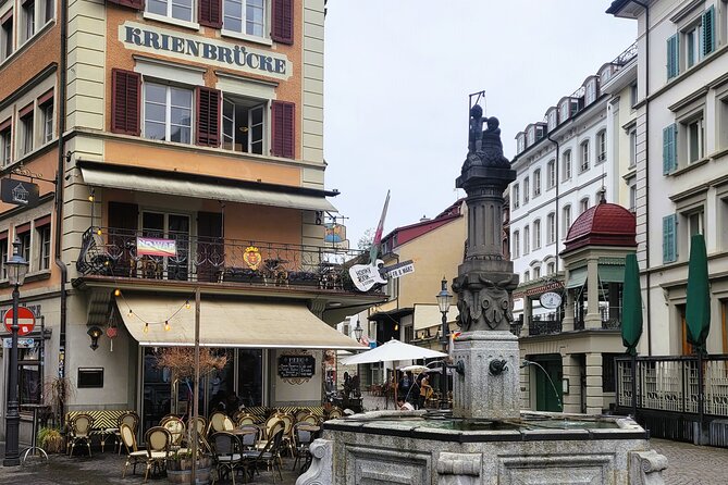 Private city tour in lucerne - Spreuer Bridge and Hirschenplatz: The Old Town in Motion