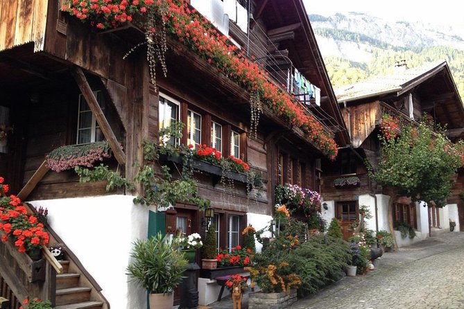Private Day tour from Interlaken: Lake, Gorge & Waterfall - Why this private Interlaken day works well
