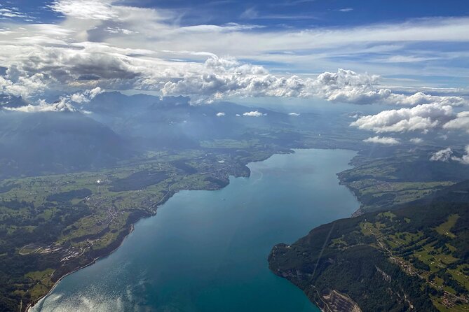 Private helicopter flight to Stockhorn mountain, with view to the Swiss Alps - Wimmis Castle and the route through the valley