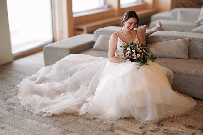 Private Photo Session in Lauterbrunnen - Candid photography is the main appeal