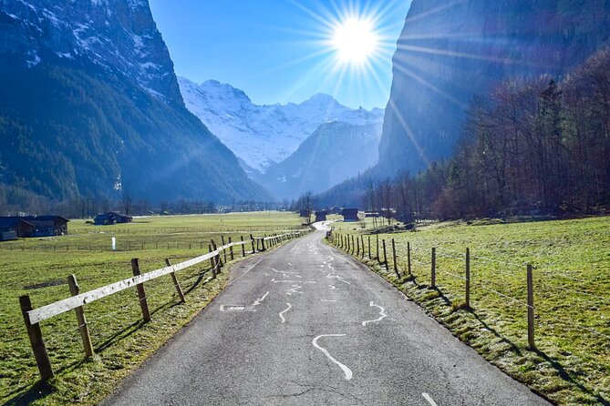 Private Photo Session in Lauterbrunnen - Timing, mobility, and daily availability