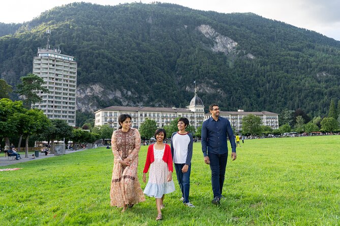 Private Photoshoot in Interlaken and Lake Thun - Private transport keeps the short tour efficient