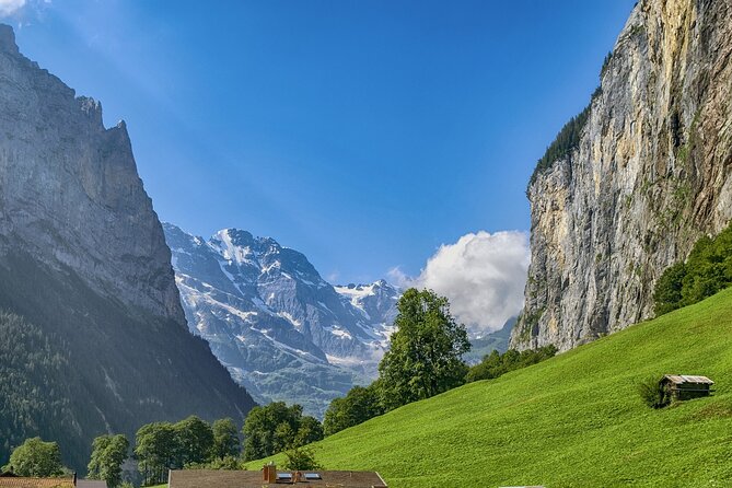 Private tour from Zurich to Interlaken and Lauterbrunnen Valley - A private car instead of a group coach