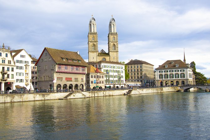 Private Tour of Zurich in 60 minutes with a Local - Why this short Zurich walk can be useful