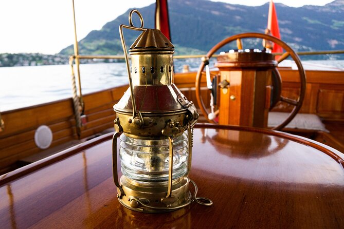 Private tour on Lake Lucerne from Weggis - The wider views: Pilatus, Rigi, and the Alpine foothills