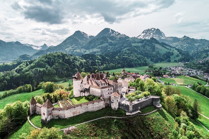 Private Tour to Gruyères, Chocolate & Cheese Factory from Geneva - Two hours in the medieval village of Gruyères