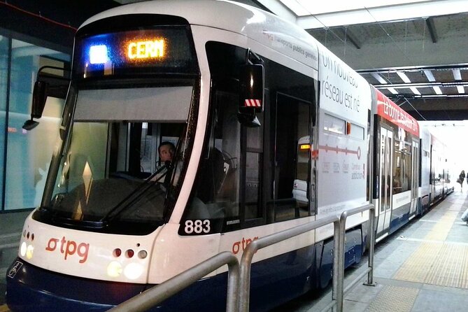 Private Transfer from Geneva Cornavin station CFF to Hotels - Comfort for heavy luggage and tired arrivals