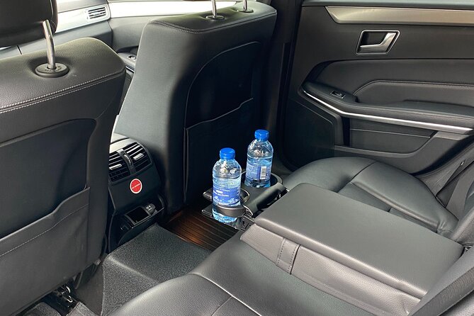 Private transfer from Klosters to Zurich Airport - Safety, Comfort, and Family Use