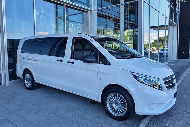 Private transfer from Lauterbrunnen to Zurich Airport - Booking Details That Matter