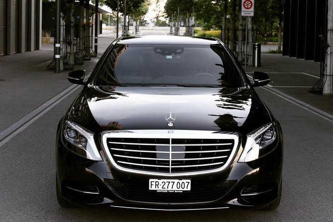 Private Transfer from Sankt-Moritz to Zurich Airport - Leaving St. Moritz without a train connection