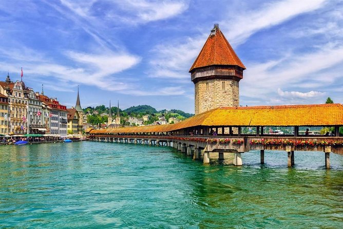 Private Transfer: Zurich Airport ZRH to Lucerne by Business Car - Leaving Zurich Airport With A Name Sign
