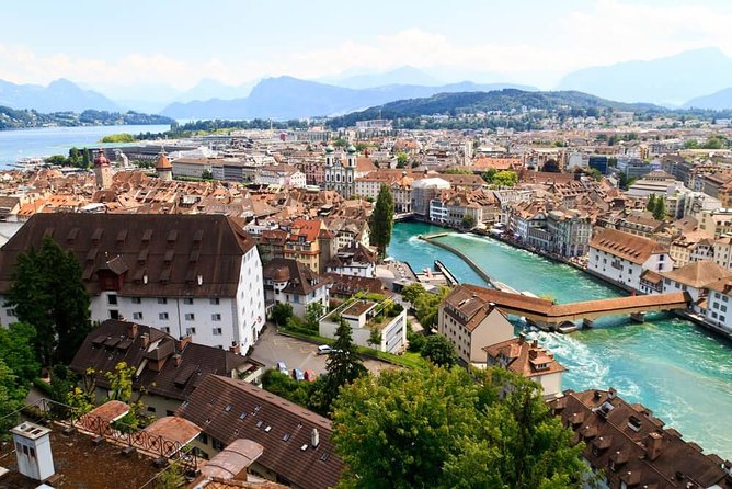 Private Transfer: Zurich Airport ZRH to Lucerne by Business Car - What The Private Car Experience Includes