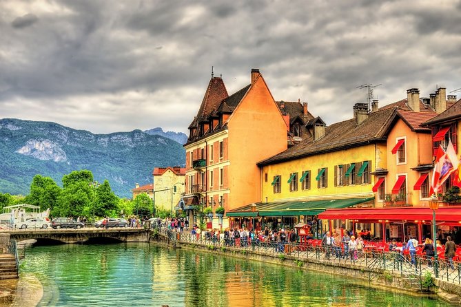 Private Trip from Geneva to Annecy in France - Annecy City Hall is the practical starting point