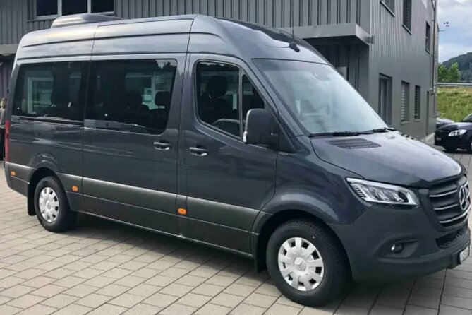 Private Zurich Airport Transfers to and from Zurich Hotels - Meeting your chauffeur after baggage claim