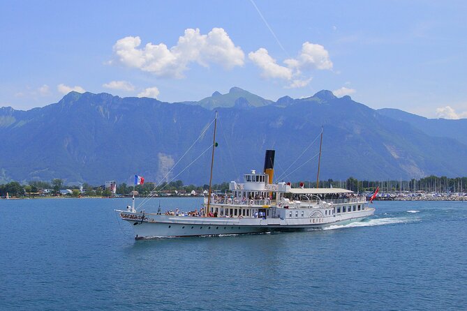 Round trip cruise from Vevey to Chillon - Vevey to Clarens and Montreux