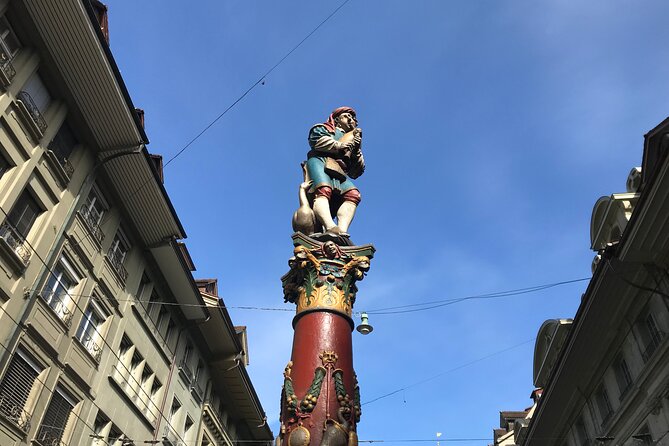 Self-Guided Audio City Tour in Bern - Parliament and Bundesterrasse add scale and views