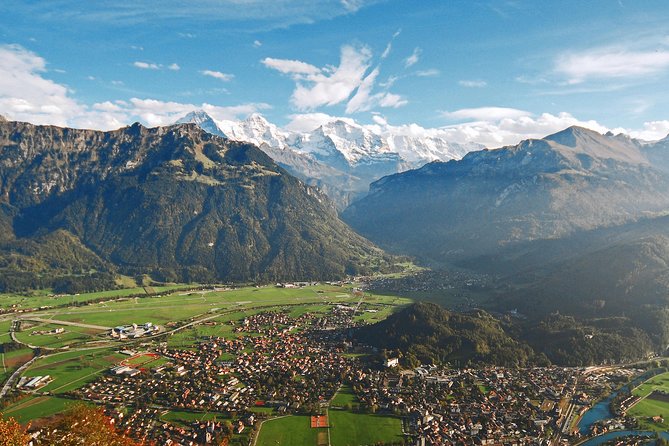 Swiss Alps: Interlaken and Grindelwald Day Trip from Zurich - Two Hours in Interlaken
