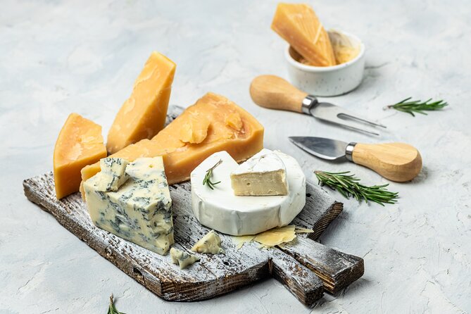 Swiss Cheese Tasting Experience | Basel - What happens during the 35-minute tasting