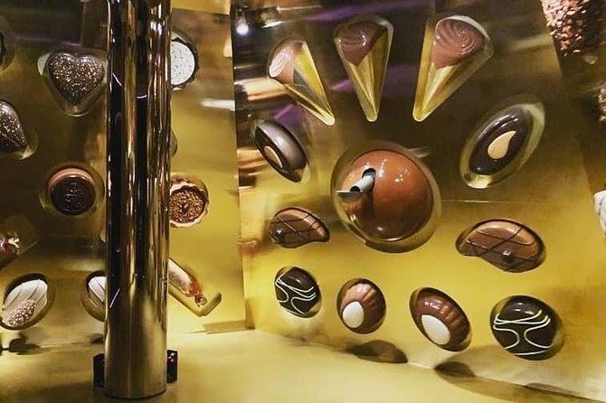 Swiss Chocolate Adventure at Swiss Museum of Transport in Lucerne - Stop 1: How cocoa became chocolate